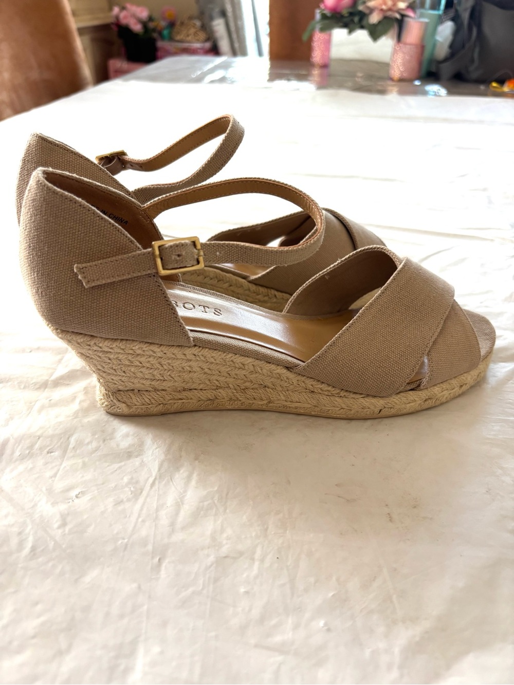 NWOT Talbots Tan Lurex Canvas Platform Wedge Sandals SZ 8.5 - Picture 3 of 14